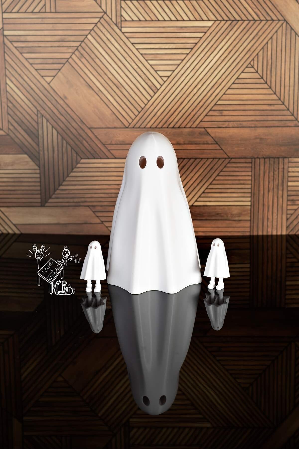 Standing Ghost - 5 Sizes